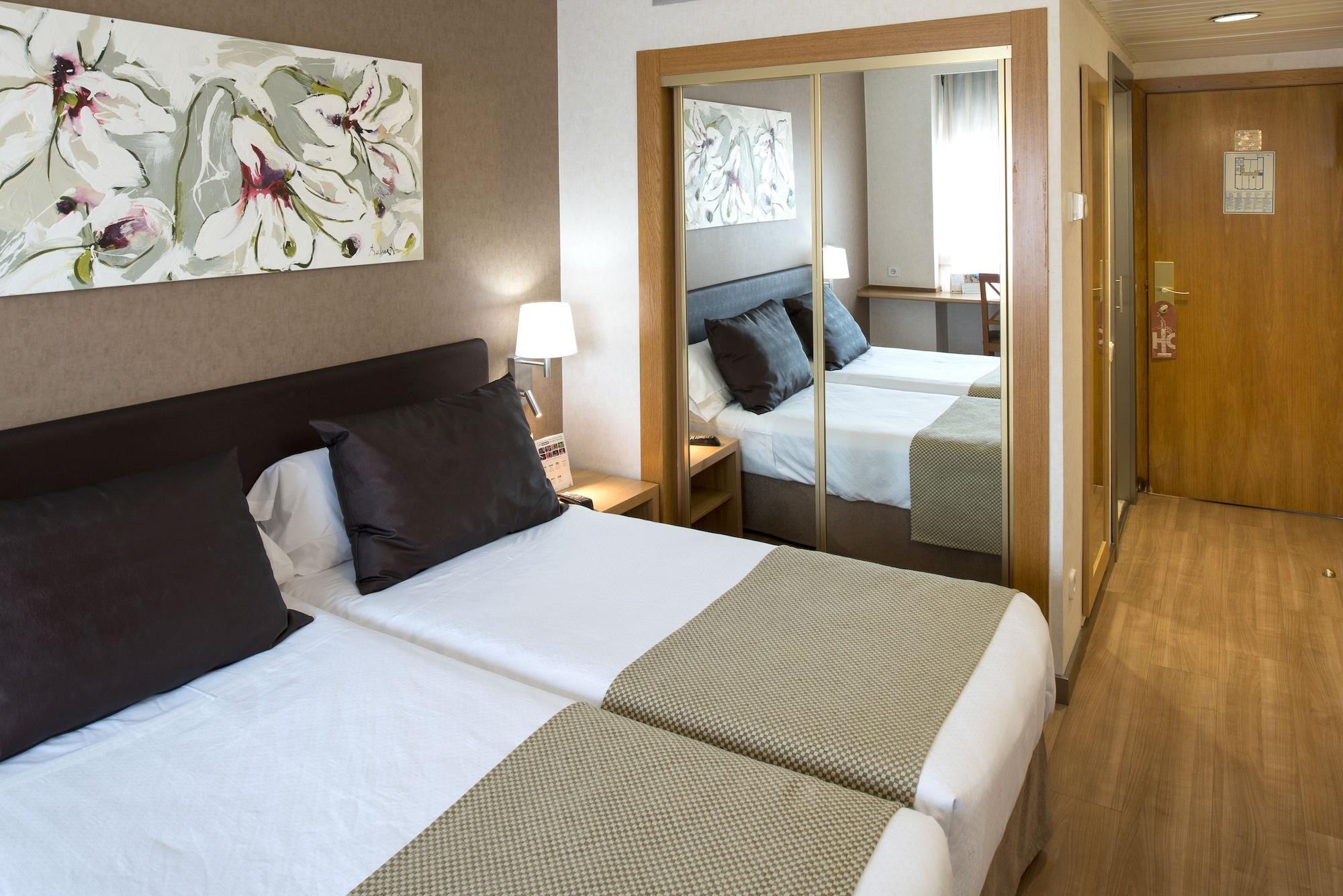 Catalonia Albeniz Hotel Barcelona Exterior photo